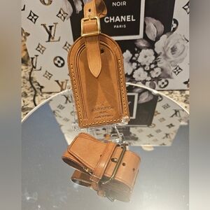 Louis Vuitton Luggage Tag And Poignant Set